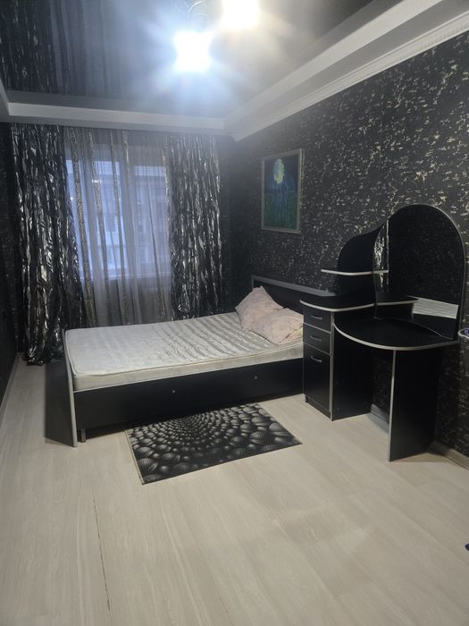 Продам  квартиру  дюсенова  14