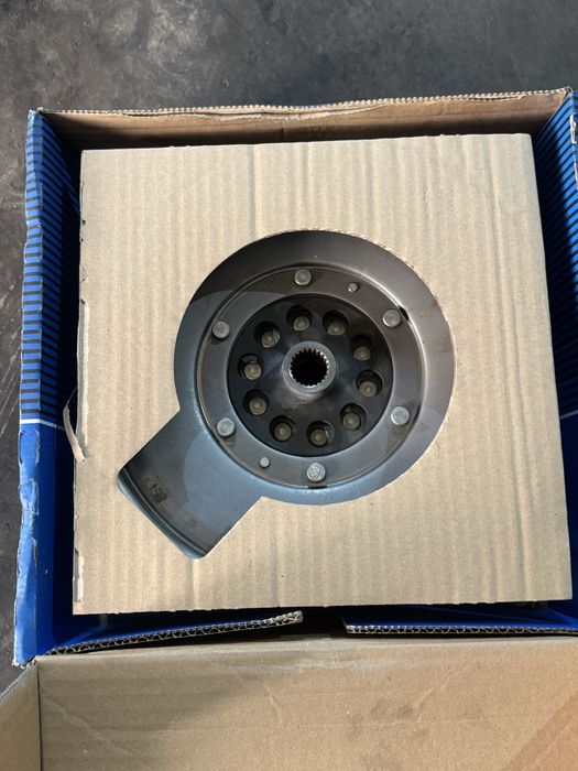 Volanta audi  cutie automataA6/A5/A4b8 motorizare 2.0 177