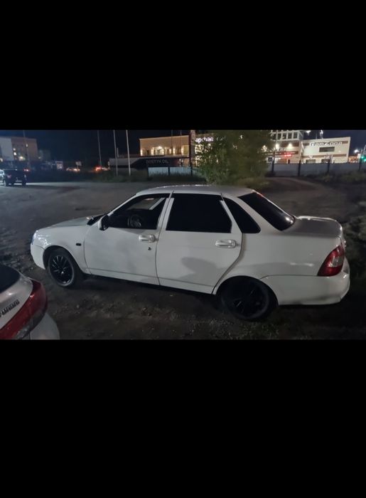 Продам Приору 13 год