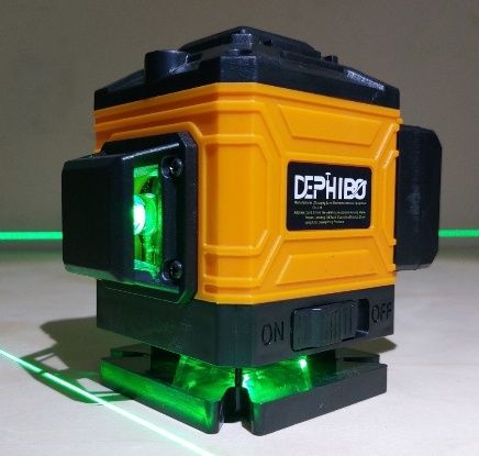 Лазерный уровень,бинокль, штатив