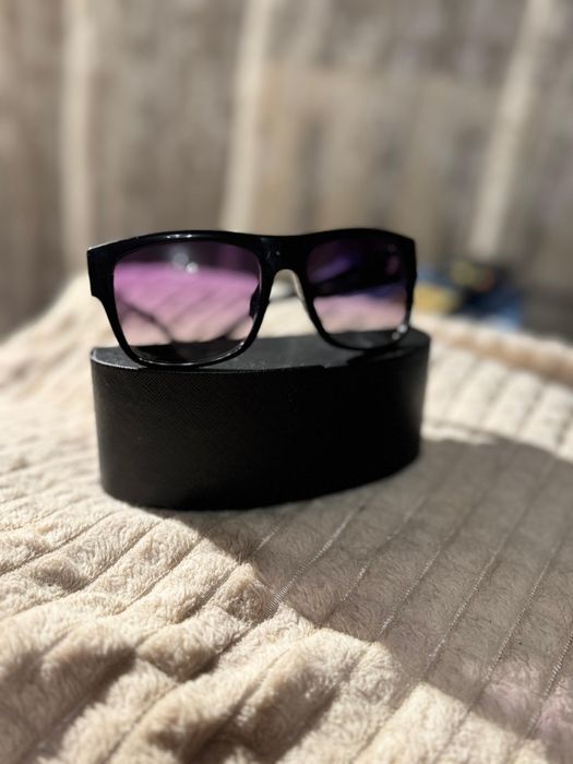 Очки оригинал Prada недорого