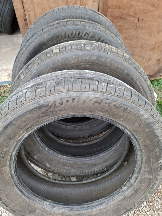 Продам шины. 225/60/18 бриджистон