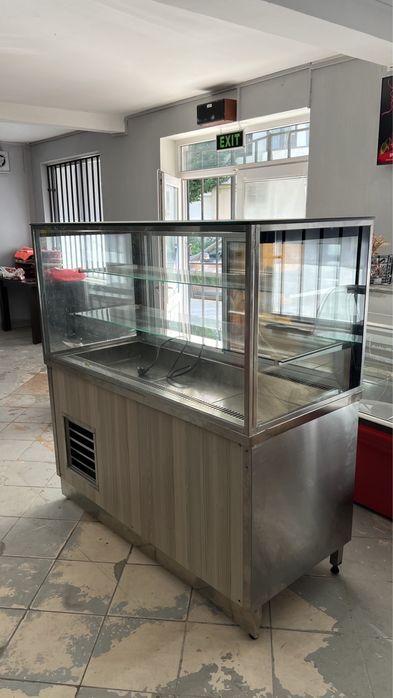 Vitrina rece 5000 de lei