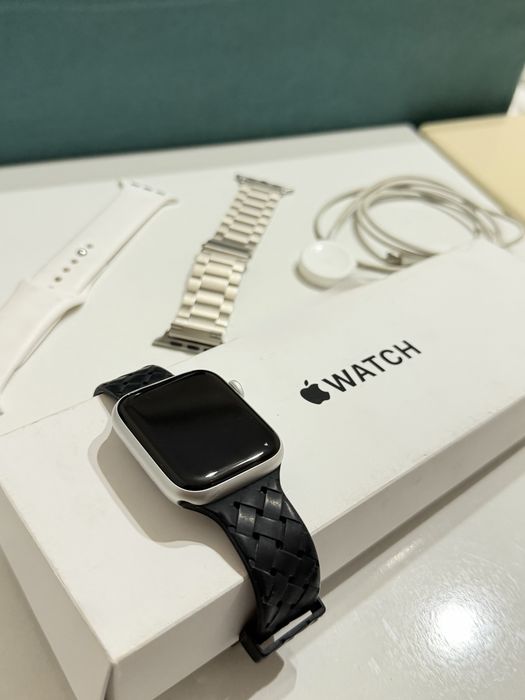 Продам Apple watch Se  44мм