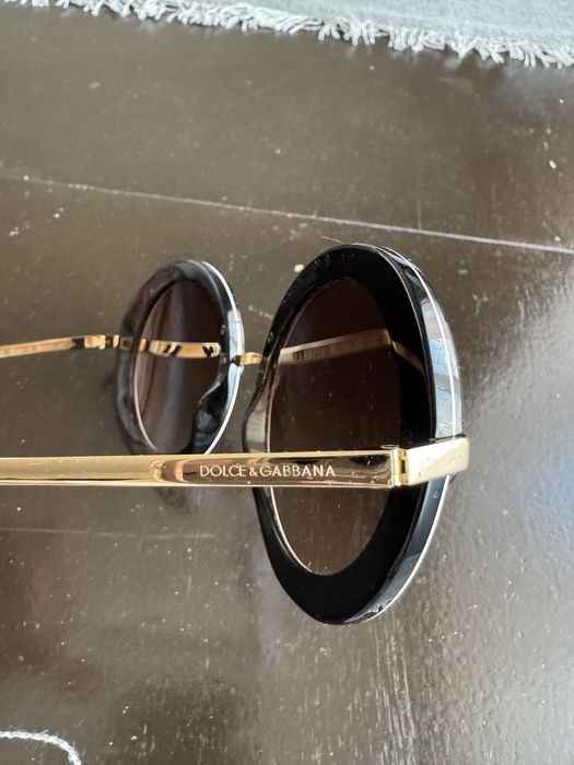 Dolce&Gabbana слънчеви очила с подарък Guess