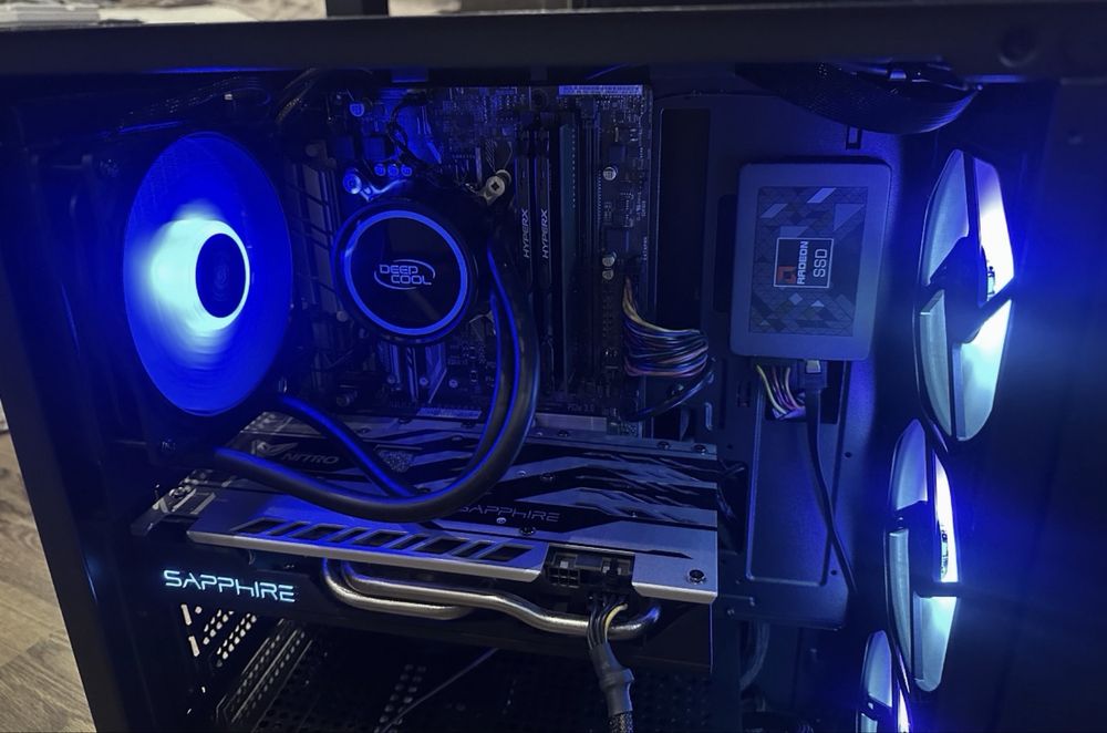 Геймърски компютър RX580