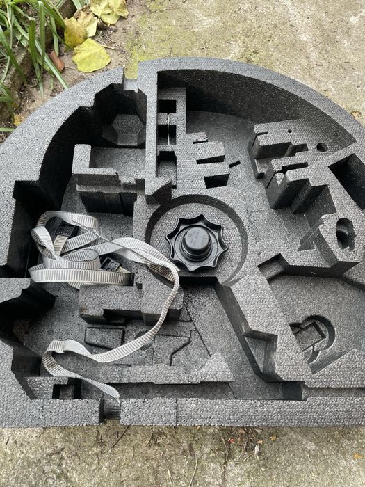 Стойка за резервна гума на модели на vw