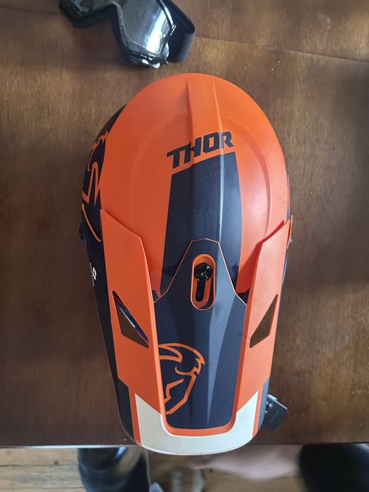 Каска Thor sector 3