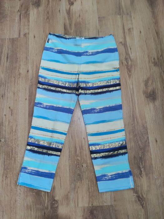 Pantaloni damă Moschino trei sferturi mărimea M