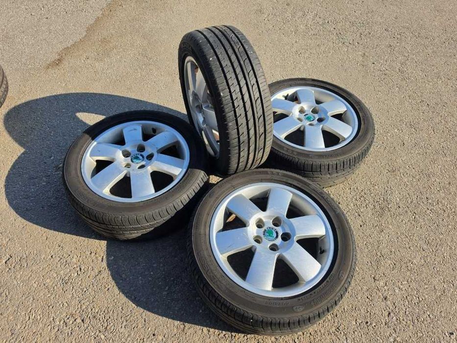 4 бр. Гуми 195/50 R15 с алуминиеви джанти 5x100 VW Audi Seat Skoda