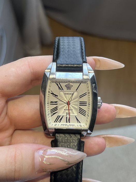 Часы Versace для мужчин