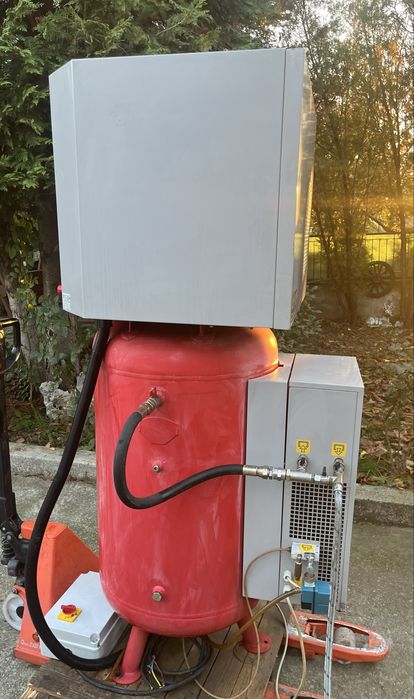 Трифазен бутален компресор Fini 4kw с ресивър 270lt и сушител