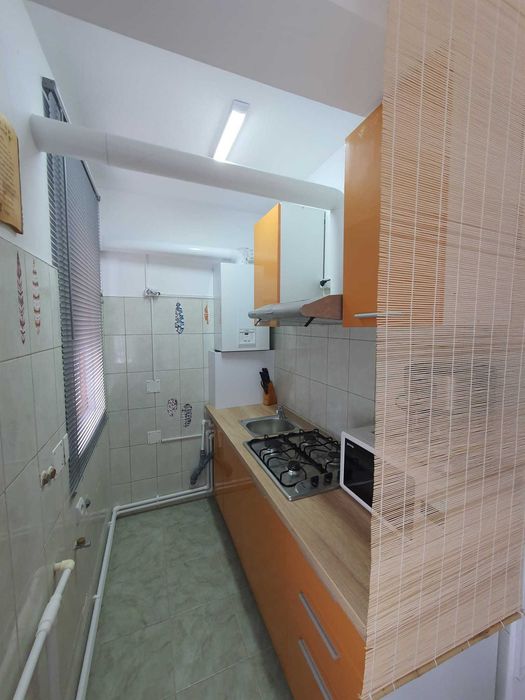 haina stofa dama si garsoniera de inchiriat in Eforie Nord