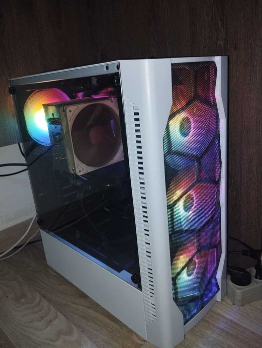 URGENT PC Gaming I5 10400F/24GB/512GB/RTX 2060 super