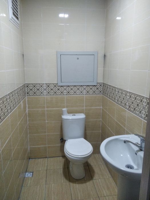 Ситидан 3 хона уй жиҳози билан сотилади. 1 ва 2 хона эски уйга бартер