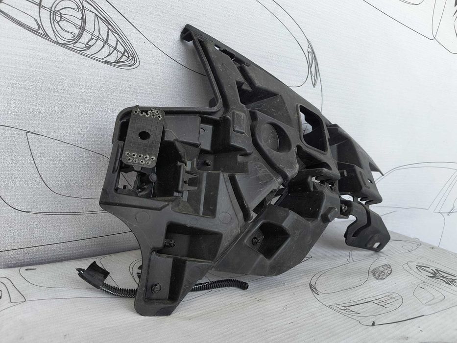 Suport Far Stanga Volvo V40 2015 / 2012-2019 Cod OEM 31425231 (5B2)