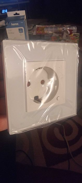 Priza smart / Smart wall socket