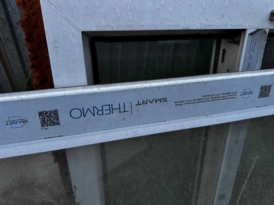 продам окно с дверью для балкона