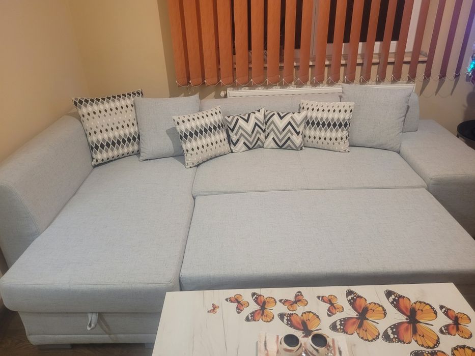 Vând colțar extensibil