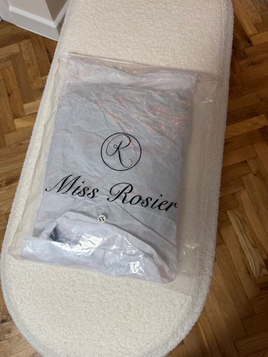 Рокля с корсет Miss Rosier