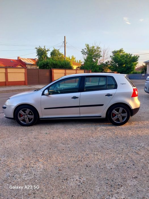 VOLKSWAGEN Golf 2006 — imagine 5