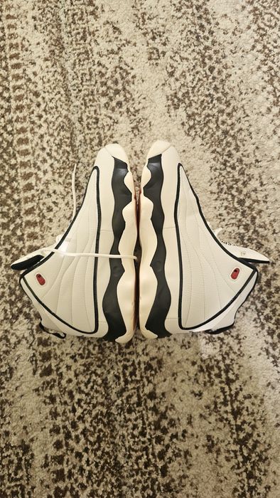 Чисто нови обувки