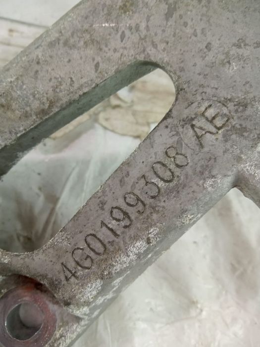 Suport motor 3.0 tdi ctdb 4g0199308ae Audi Q5 8R (facelift)