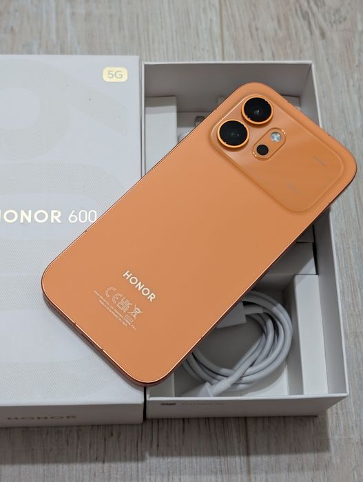 Honor 600 512 gb Ram 12 5G