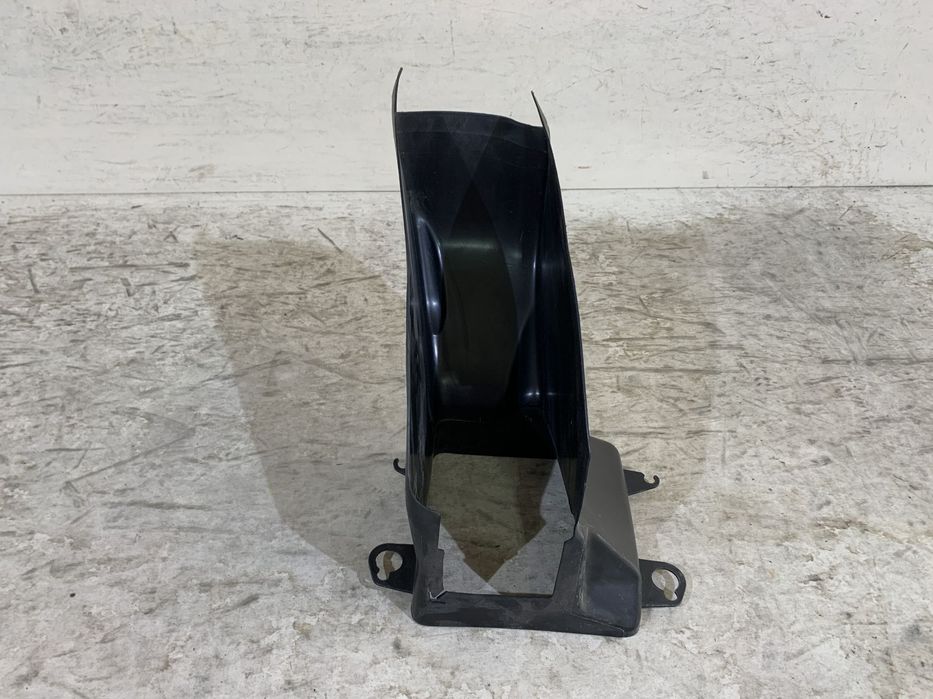 Deflector aer, hota aer, Skoda Superb 3 , 2015, 2016, 2017, 2018, 2019, 2020, 2021, 2022, cod origine OE  3V0121333