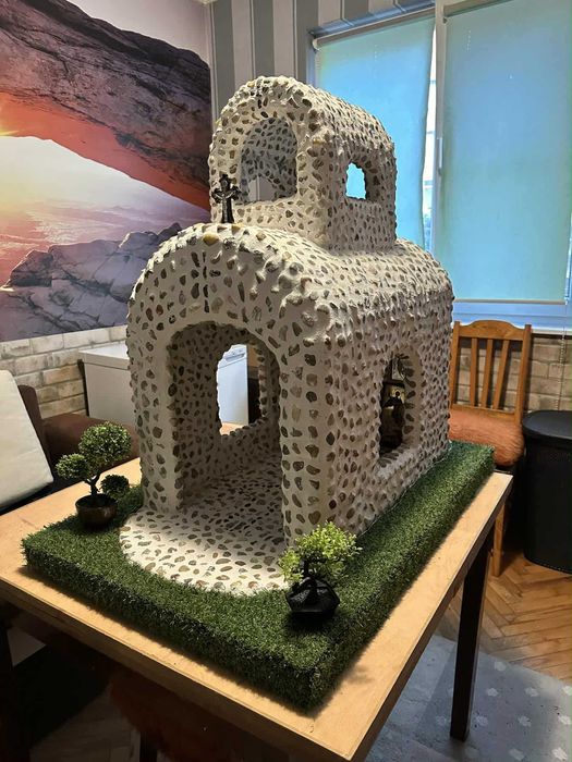 Мини градински параклис