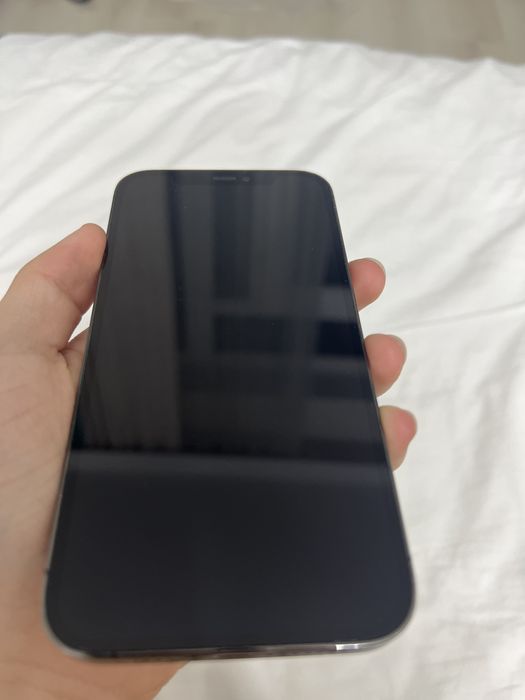 Айфон 12 pro б/у