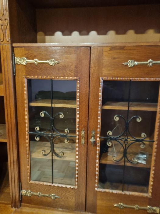 Biblioteca clasica din lemn masiv sculptat