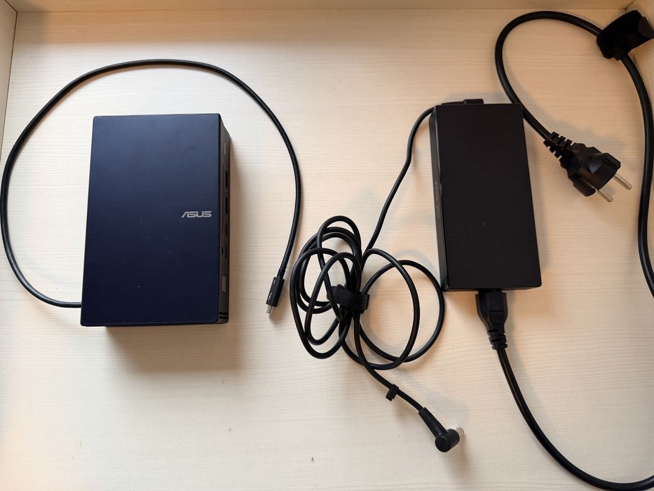 Asus SimPro Dock 2 - Docking Station