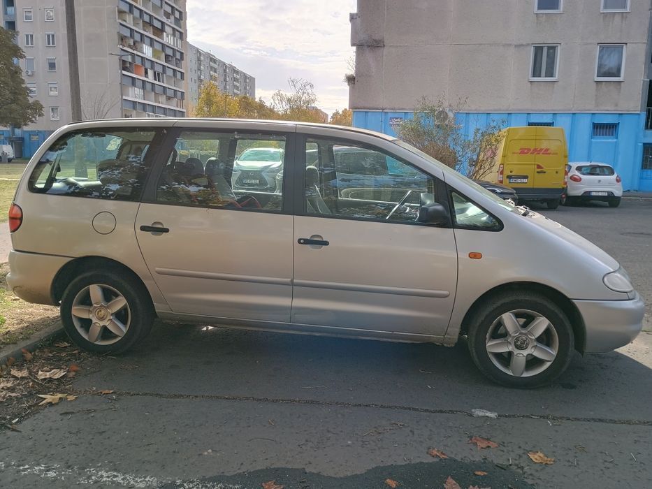 Volkswagen Sharan 1998 benzină, 1.940 € — imagine 5