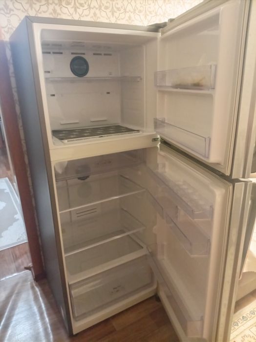 Продается холодильник