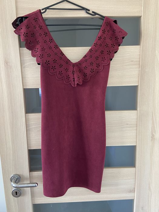 Къса рокля бордо