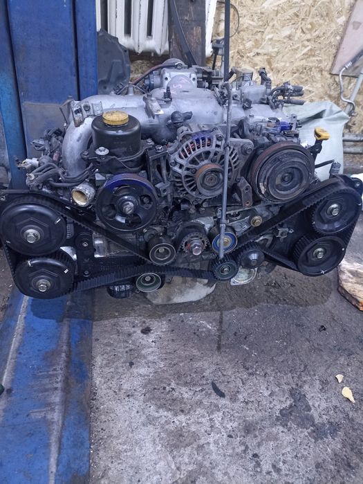 Двигатель Субару 2.5