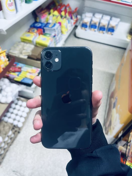 Продается идеальный iPhone 11