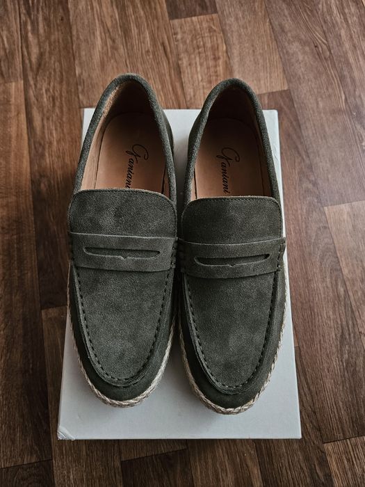 Лоферы летние в замшевом исполнении