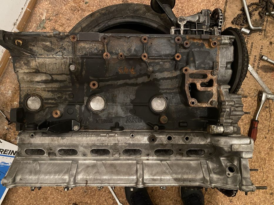 М50б25 голый мотор на БМВ