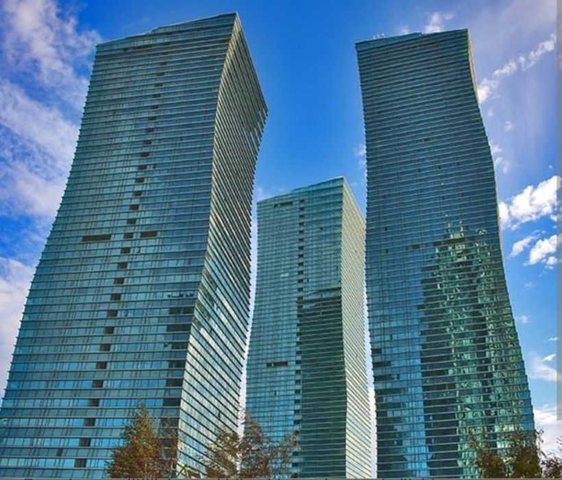 22этаж.Вид на БайтерекЛучшая локация для туристов Северное сияние.посу