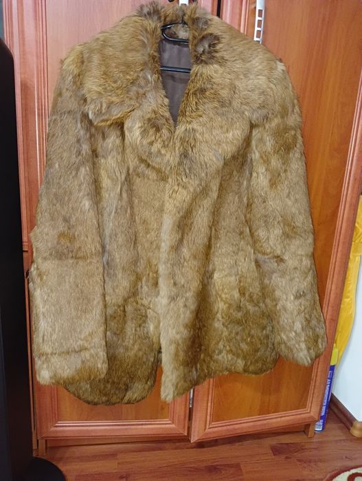Vând Blană naturală