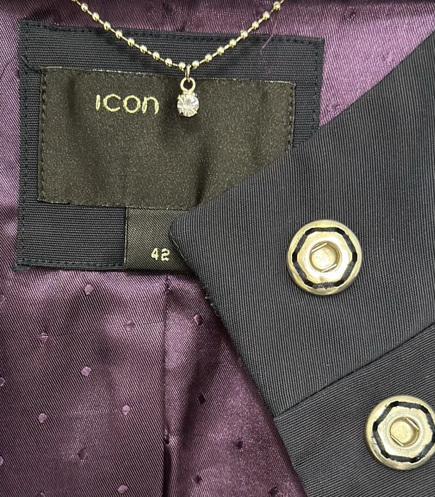 Женский укороченый плащ