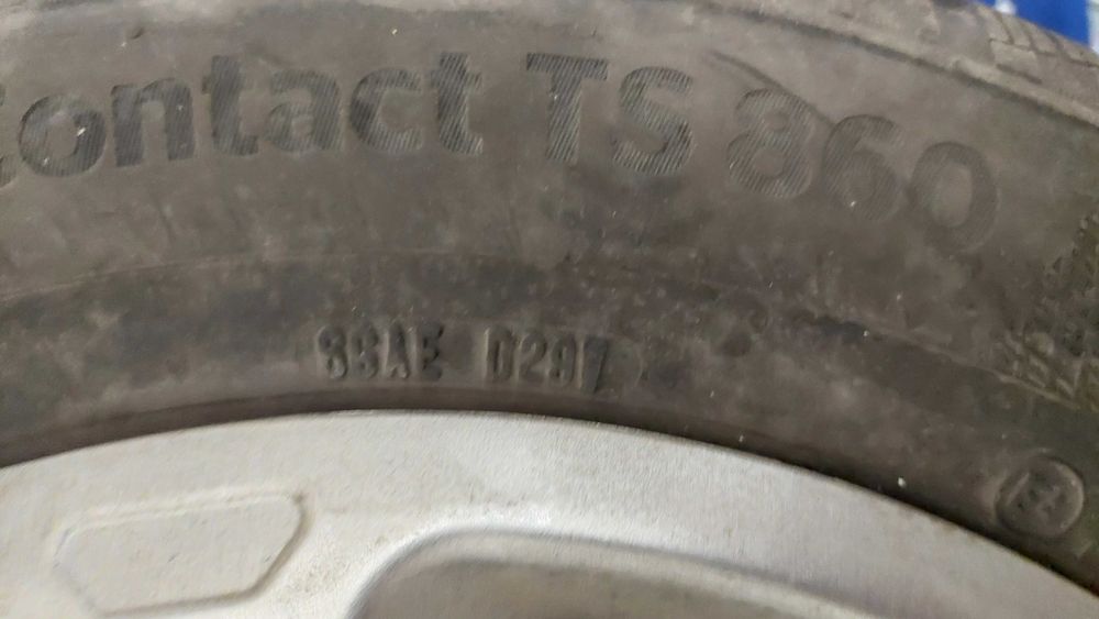 Зимни гуми с джанти 15" за BMW (5x120) – Continental TS860 + Тасове