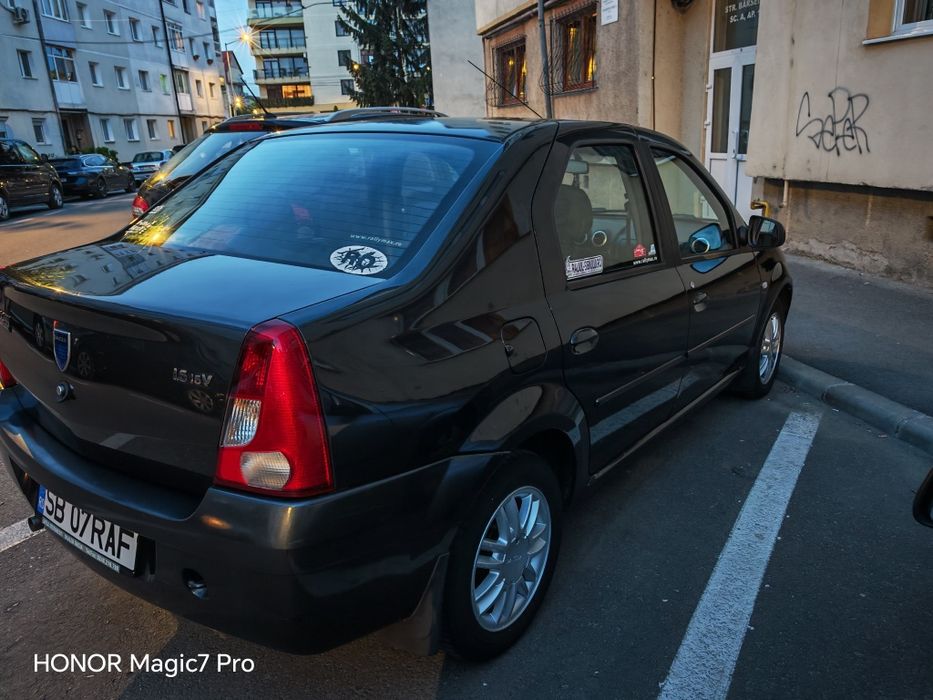 Vând Dacia Logan 1.6 16V