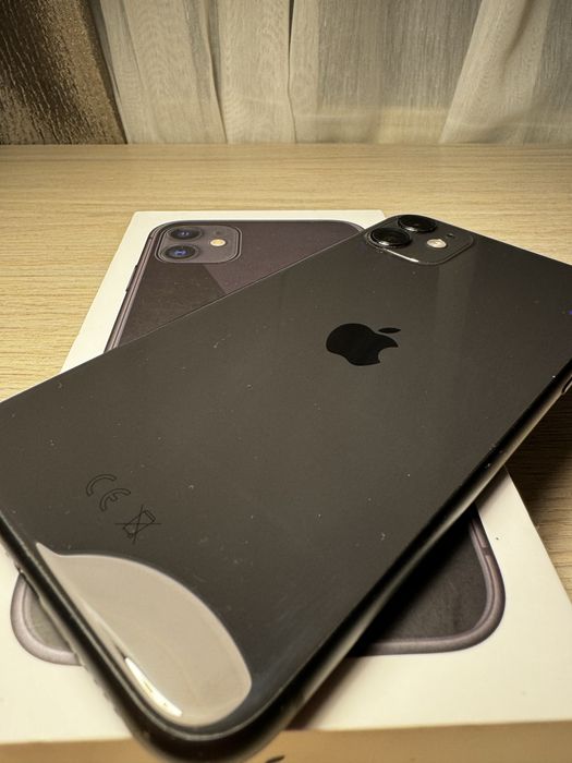 Продам IPhone 11