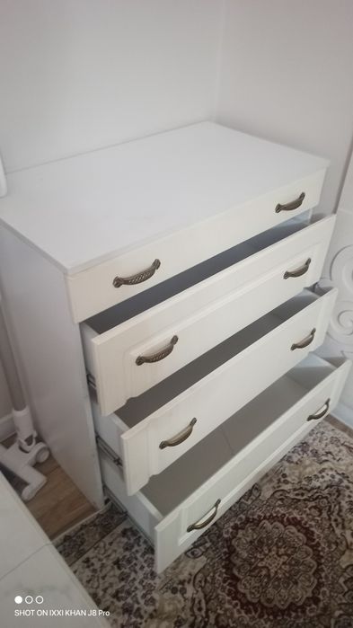 Тумба в хорошем состояний район аэропорта мкр Алмерек