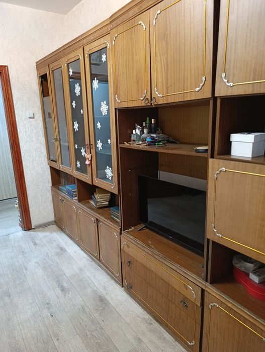 Одам стенку даром на дрова