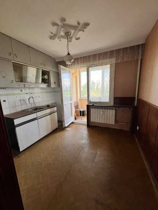 Тристаен апартамент в Мусагеница