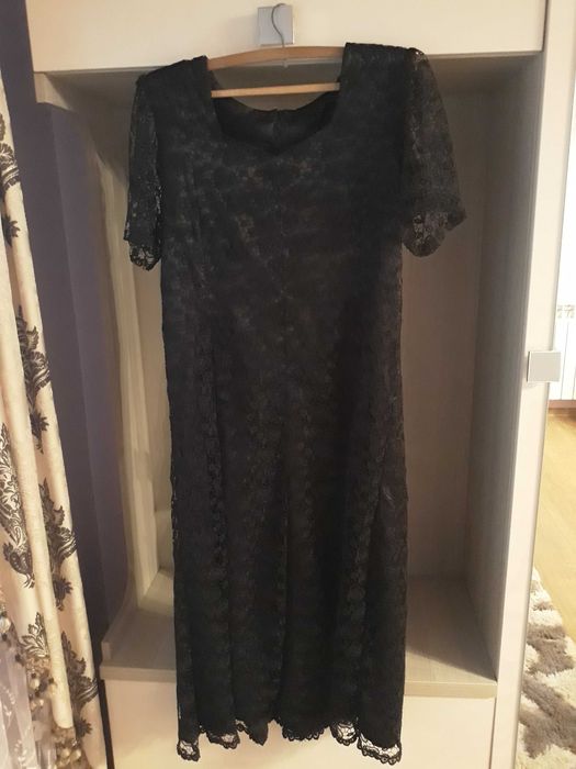 Rochie din dantela neagra marimea 50 - 52